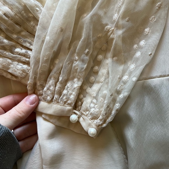 Bridal Robe! - Picture 2 of 8